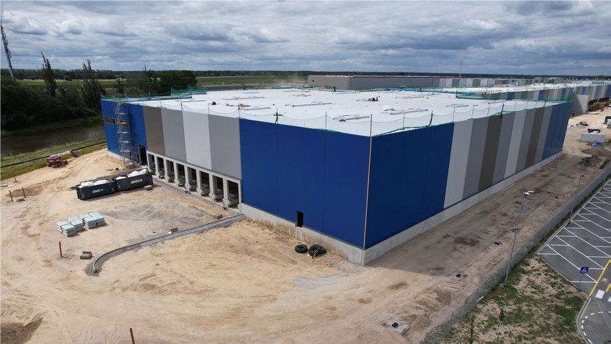 Das Rieck Logistik Gebäude von Vorne.