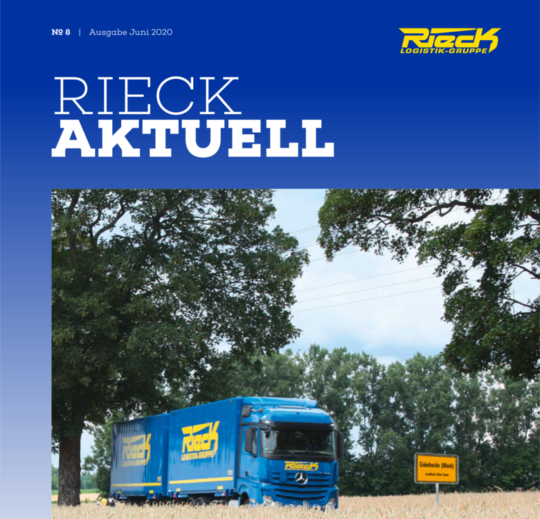 Titelblatt einer Ausgabe von Rieck Aktuell mit einem blauen LKW der Marke Rieck vor Bäumen und blauem Himmel.